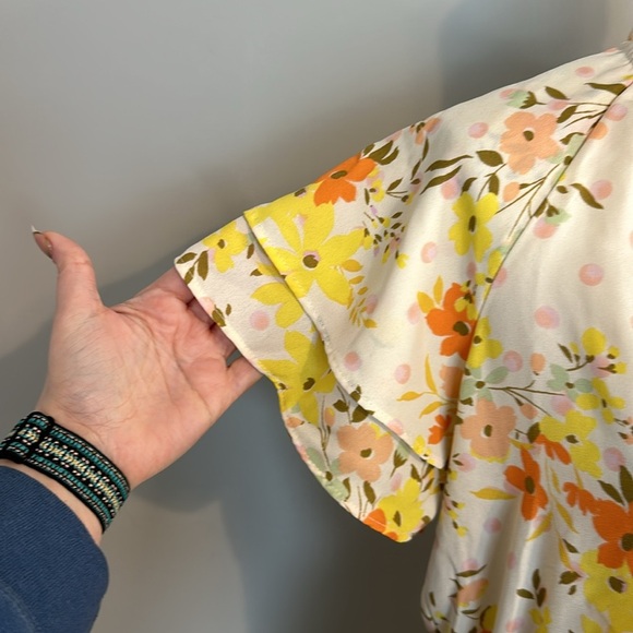 Lauren Conrad Floral Spring Ruffle Midi Short Sleeve V Neck Church Easter Dress - Picture 3 of 7